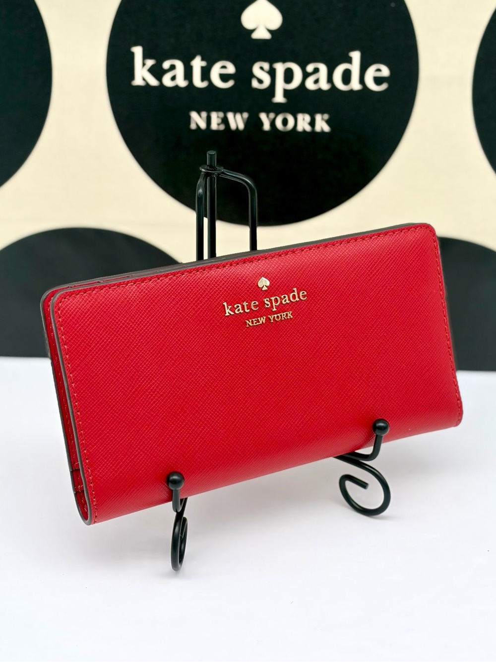 Kate Spade Large Madison Slim
Bifold Wallet Red NWT